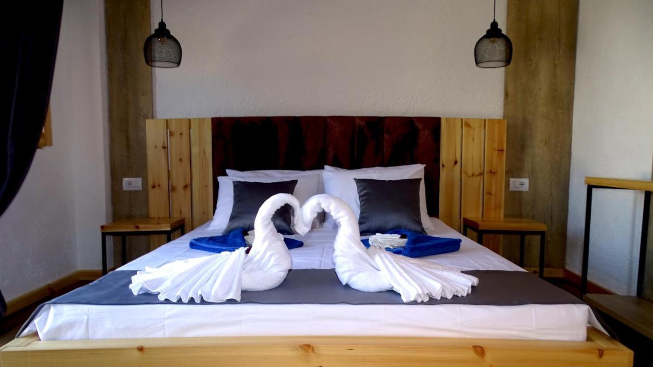 Limni Hotel Ksamil