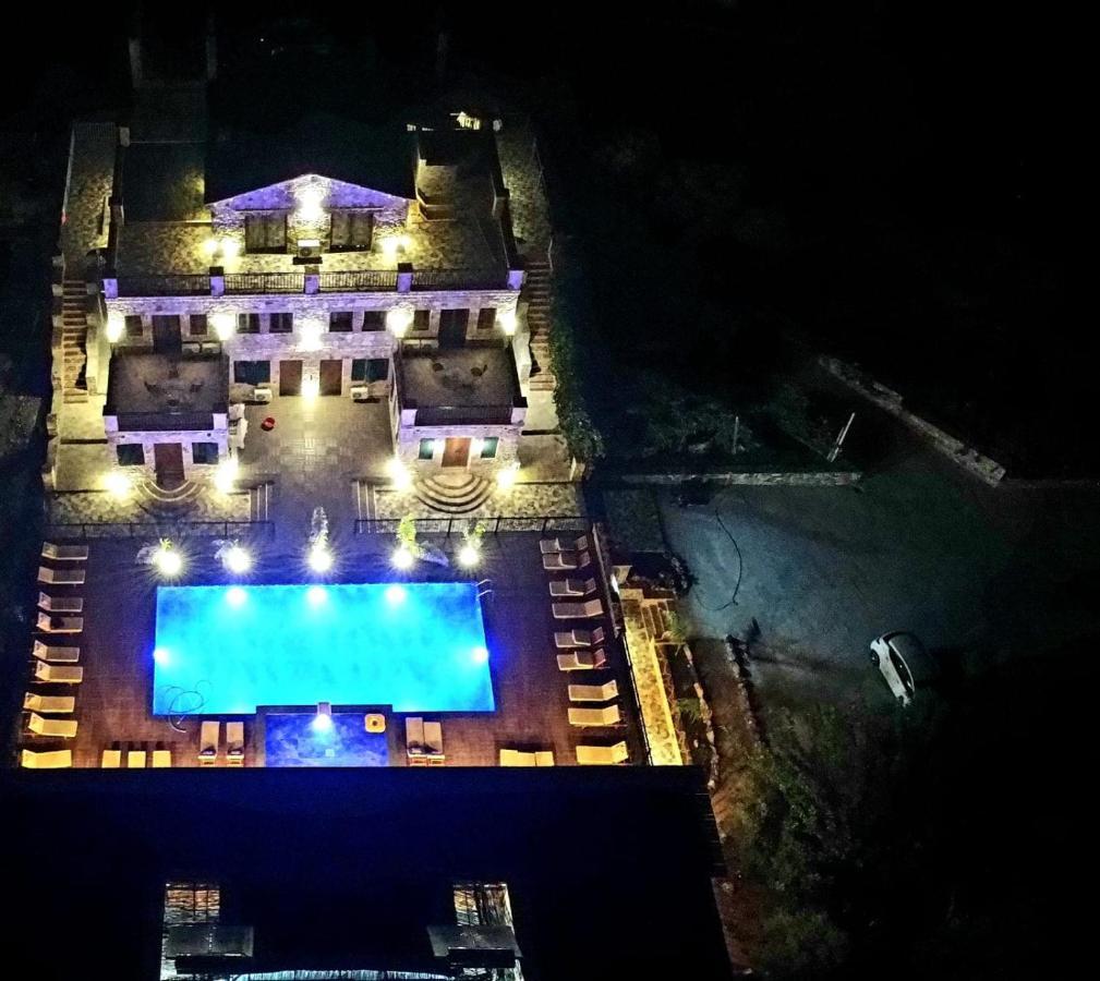 Hotel Limni 4*